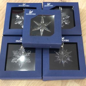 2012 small Swarovski snowflake